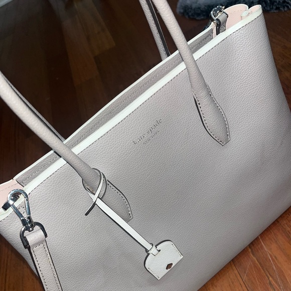 Kate Spade Purse - Picture 4 of 6